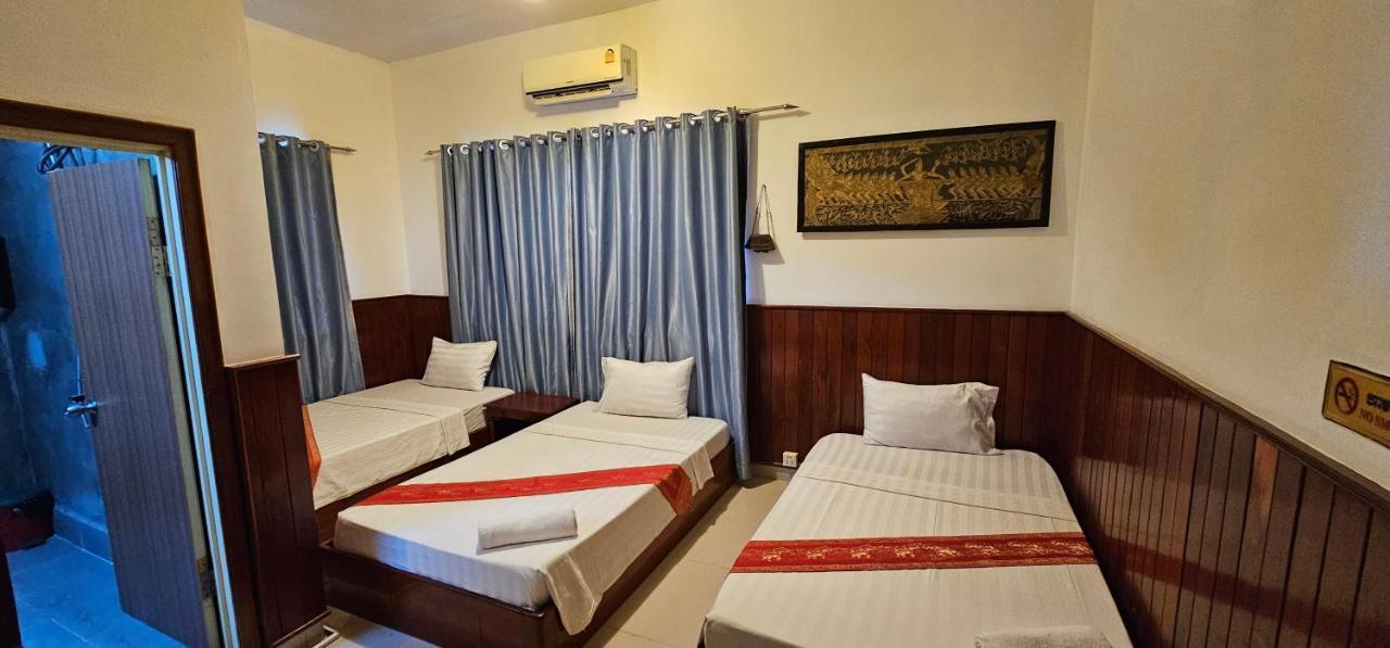 Retro Quarter Mb Hostel Siem Reap Exterior photo